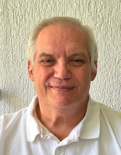 Dr. Gerardo Correa